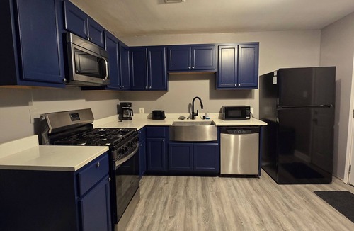 Sauk Village House | Your Home Away From Home in Sauk Village