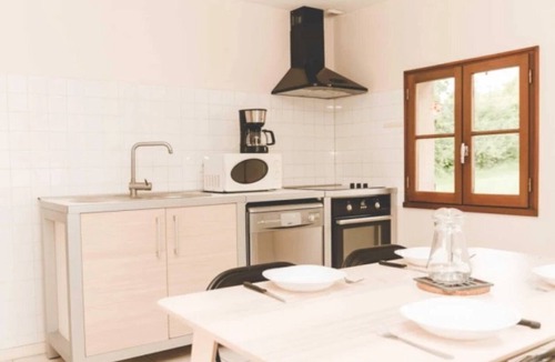 Moncontour House | ZEcamping 3 étoiles parc aquatique chiens acceptés locatif TV LV 75m2