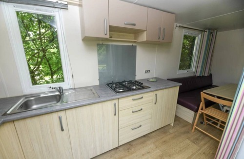 Commequiers House | ZEcamping 3* piscine couverte piscine chauffée pet friendly locatif TV