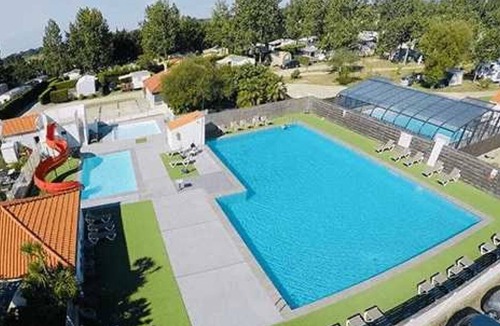 Bourgneuf-en-Retz House | ZEcamping 4* animé piscine couverte mobil-home TV BBQ 30m2 6 pers