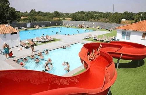 Bourgneuf-en-Retz House | ZEcamping animé piscine couverte animaux acceptés mobil-home TV 4 pers