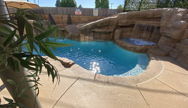 2.7MI DISNEY/CONVENTION CENTER GETAWAY