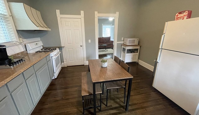 2 Bdr in the Heart of Algonquin