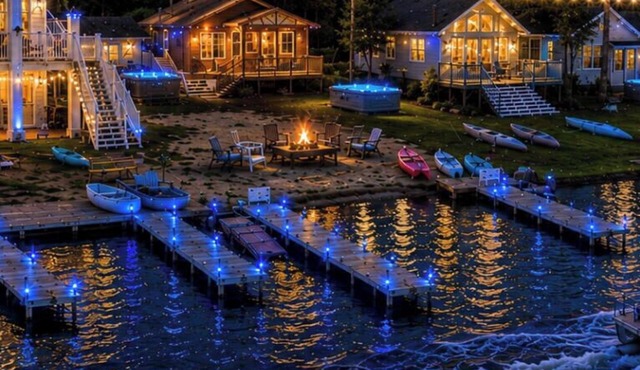 2 Campau Lake Cottages | Spa, Lake Access & Space