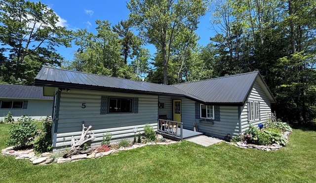 3 seasons of adventures on Indian Lake/Sunset View Resort/Cabin #5