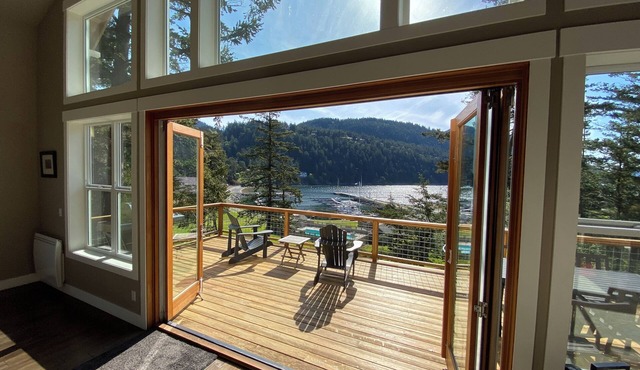 5 Stars - Overlooking Rosario Resort - Pet Friendly in Eastsound