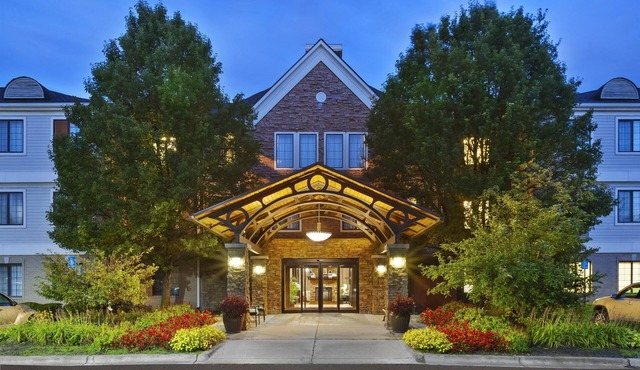 Accessible 1BR Suite w/Kitchen | Free Breakfast!
