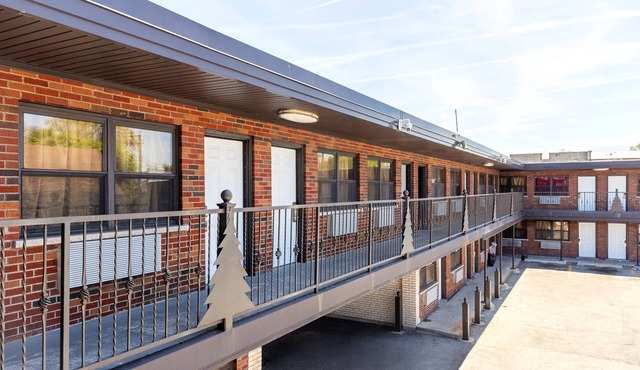 Admiral Motel By Oyo Chicago I-94