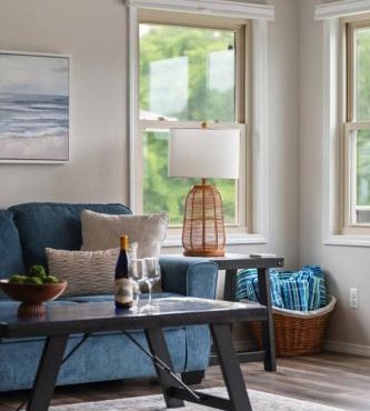 Anchors Away, Modern Lakefront with Beach, Dock, Kayaks, Cornhole