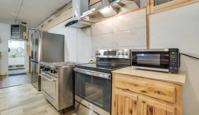 Barbeau Studio close to St Mary's River
