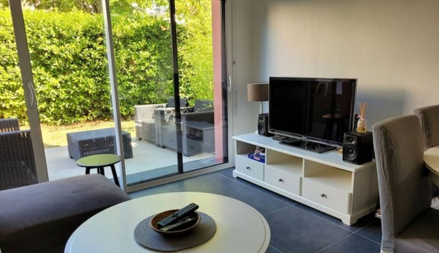 Beautiful apartment with garden