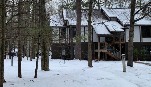 Beautiful & Cozy Shanty Creek Condo