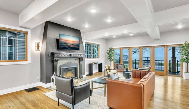 Beautiful home with amazing Lake Michigan views