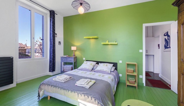 Bed and Breakfast 'La Baritaudière - Suite Kiwi' with Shared Garden and Wi-Fi