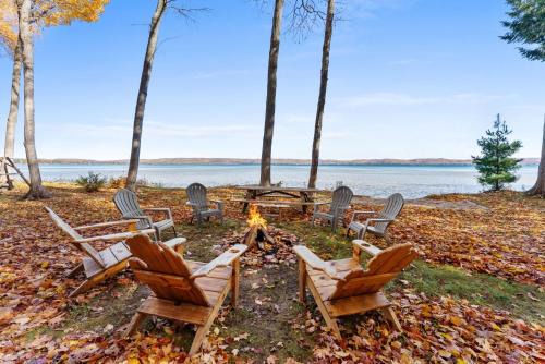 Beech Tree Lodge on Glen Lake in Beautiful Northern Michigan - Minutes from the Sleeping Bear Dunes