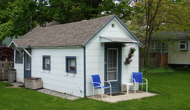 Birky's Board Room Cottage on Butler St in Downtown Saugatuck