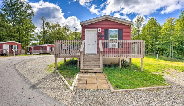Cassopolis Cabin w/Lake & Fishing Access!