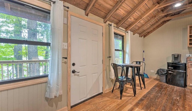 Cassopolis 'The Cabin' Retreat: Lake Access!