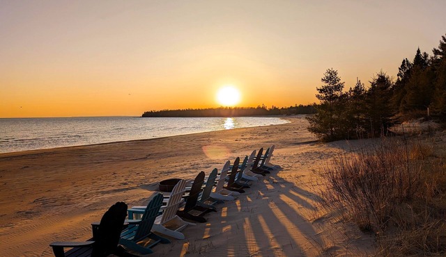 Cedar Lodge on Lake Michigan