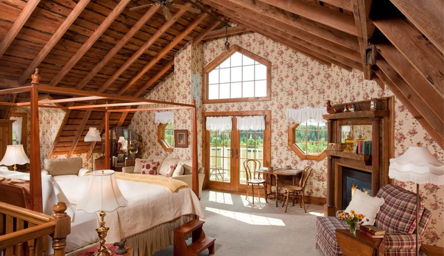 Chanticleer Guest House