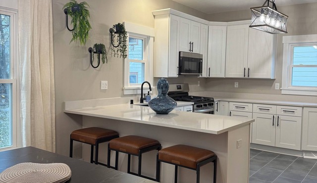 Charming 3-bedroom, 2-full bathroom with office, in delightful BayView.