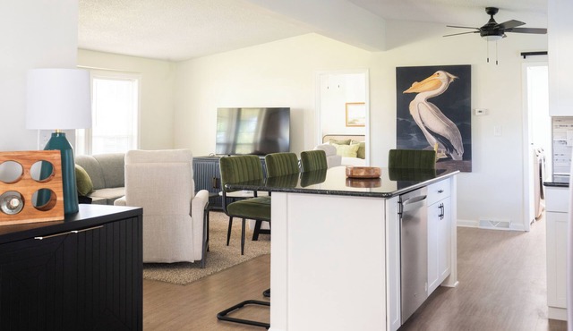 Charming 3-bedroom Ranch Home in Grand Rapids - Perfect for Family Getaways!