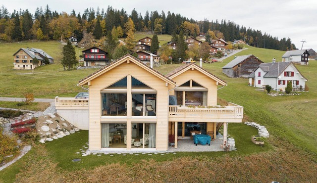 Charming Apartment Strohballenhaus in Scenic Amden, Switzerland