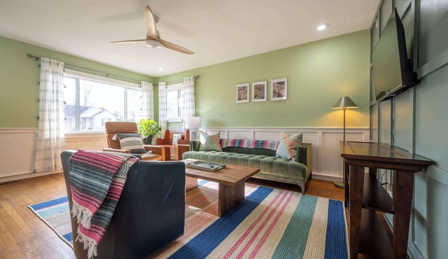 Charming Cottage Home | Ping Pong Natural Light!
