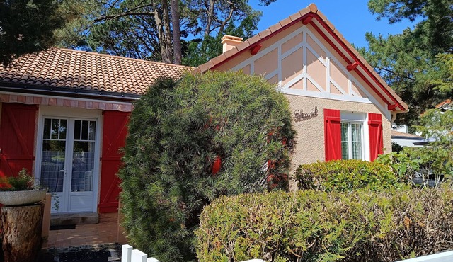 Charming Villa 500m from Beach with Garden and Terrace in Saint-Brevin-L'Océan