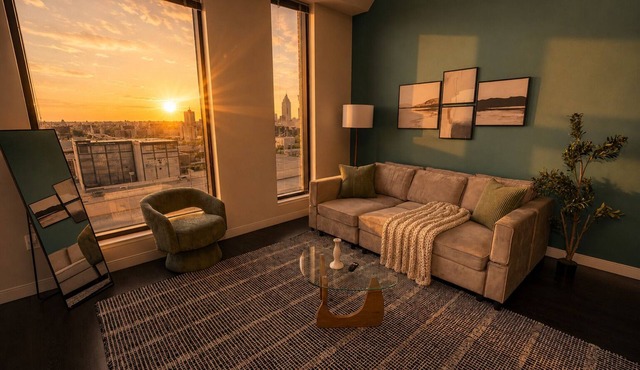 Chic Westown 3BR with Balcony - 5 min to Milwaukee Public Market