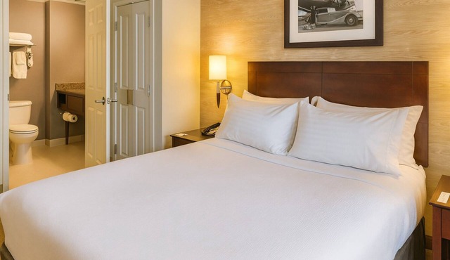 Comfort and Relaxation! 2 Comfortable Units, Near Chicago O'Hare Int'l Airport