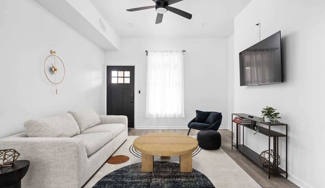 Comfort & Convenience | Beautiful 3BR Family Home