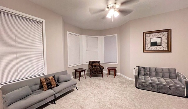 Comfy 4-bedroom house in Mount Clemens