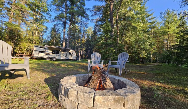 Cozy camping retreat on the banks of the beautiful AuSable River