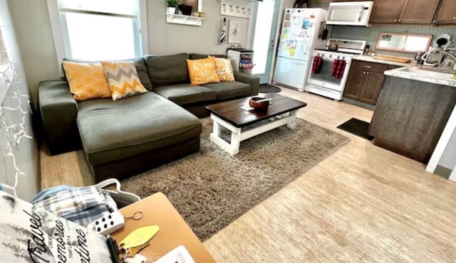 Cozy Charming House: Prime Location w/ BBQ & Patio
