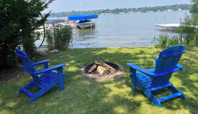 Cozy Cottage Retreat on Jordan Lake with Amazing Views and Great Fishing