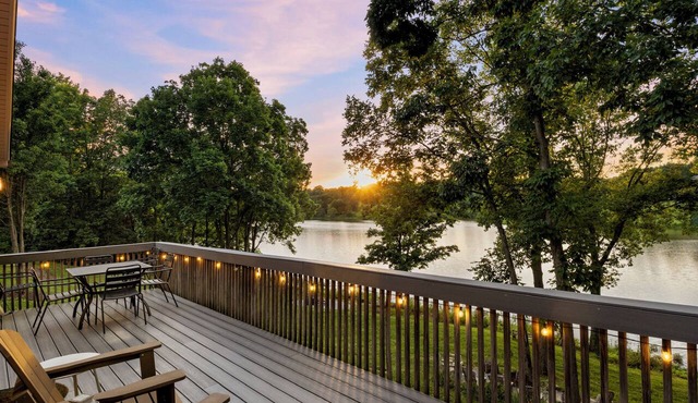 Cozy Lake House