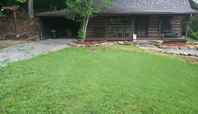 Daybreak Cabin located in Derby Indiana