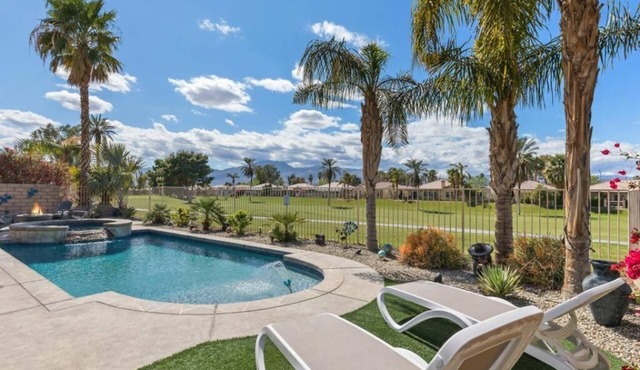 Desert Golf Getaway by GPM -Tennis+Pickleball+Priv. Pool+More! Walk to Festivals