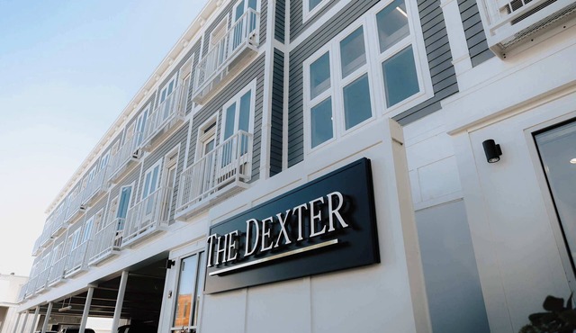 Dexter Suite - 2 Queen Beds | Sleeper Sofa