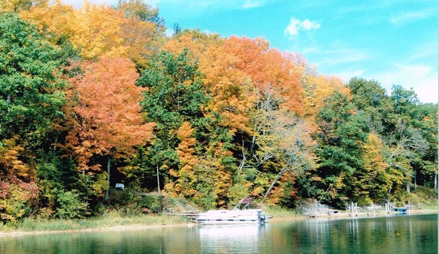 Dixon Lake Resort