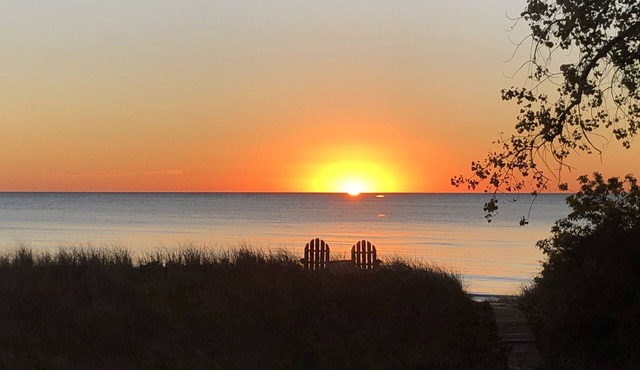 Door County Beach House on Lake Michigan - Book Your 2026 Getaway Now!