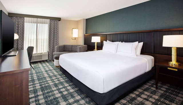 DoubleTree by Hilton Lansing in Lansing