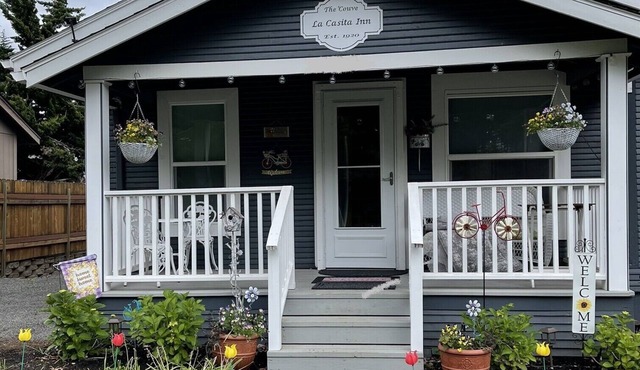 Downtown Charming 2-bedroom Bungalow in Carter Park, Vancouver, Wa.off Main. St