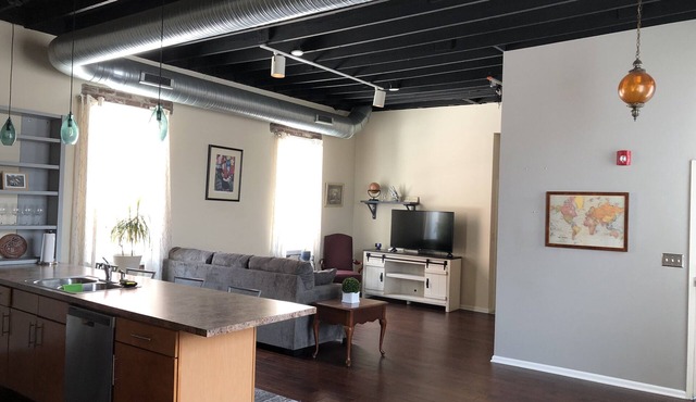 Downtown New Castle Indiana Condo for short-and long-term stays. Very popular.