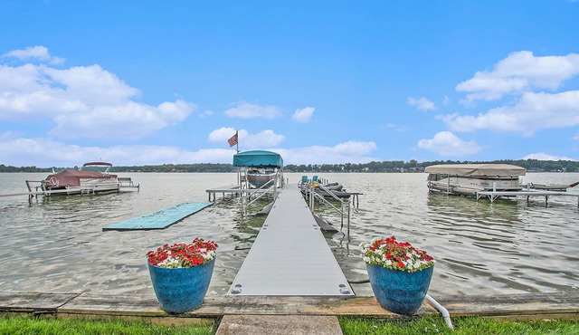 Eagle Lake waterfront home!