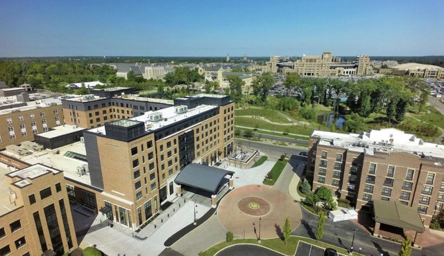 Embassy Suites by Hilton South Bend