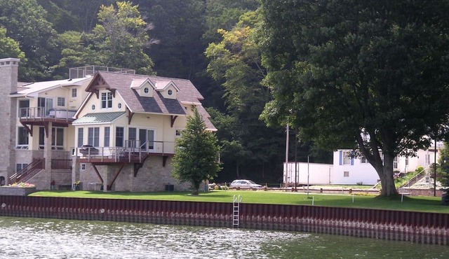 Enchanting Waterfront Vacation Rental near Holland, Michigan