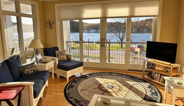 Fabulous Two-Bedroom Condo In The Heart Of Downtown Pentwater, Michigan