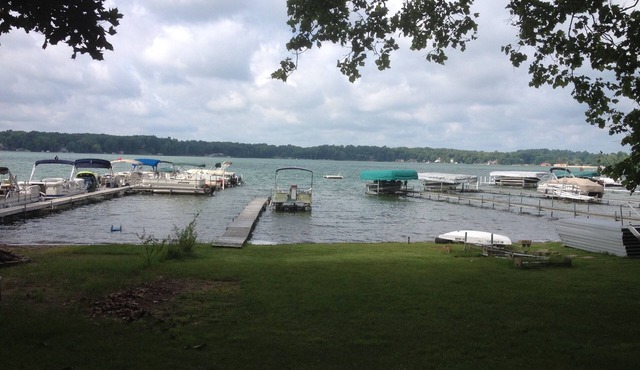 Family Cottage On Corey Lake